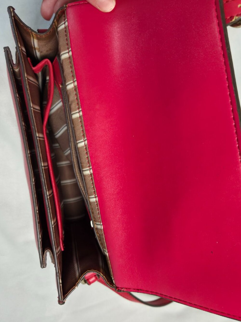 hot pink purse - Picture 3 of 4